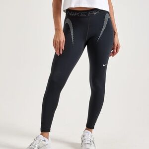 WOMENS NIKE PRO MID-RISE GRAPHIC LEGGINGS